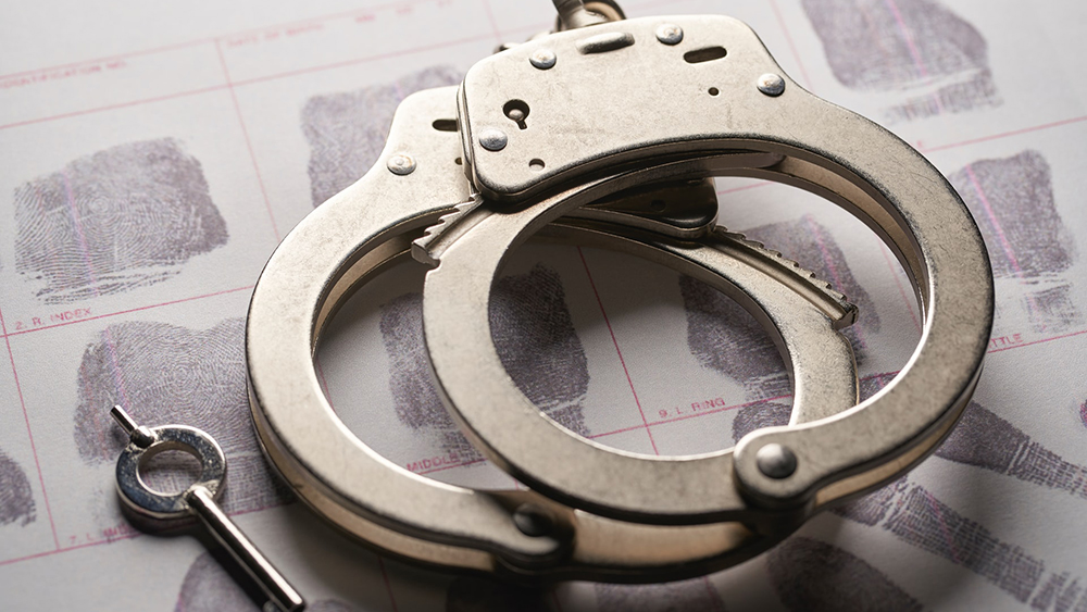 高空拋物被判刑， 傳遞 “罪與罰” 的 清晰信號(hào)